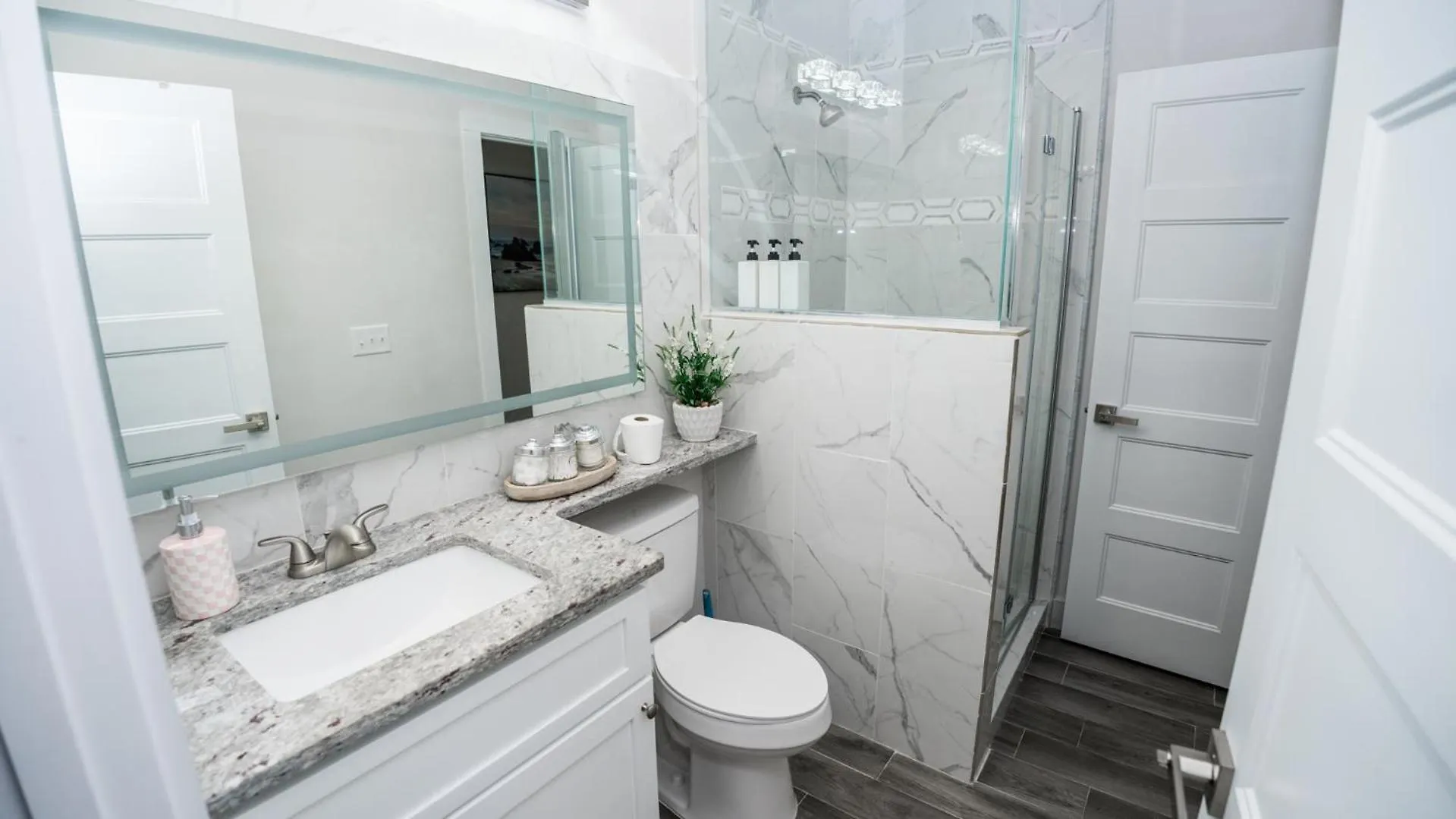 Pcb Beach Paradise, Steps To Sand, Sleeps 8 Панама-Сити 0*,  США