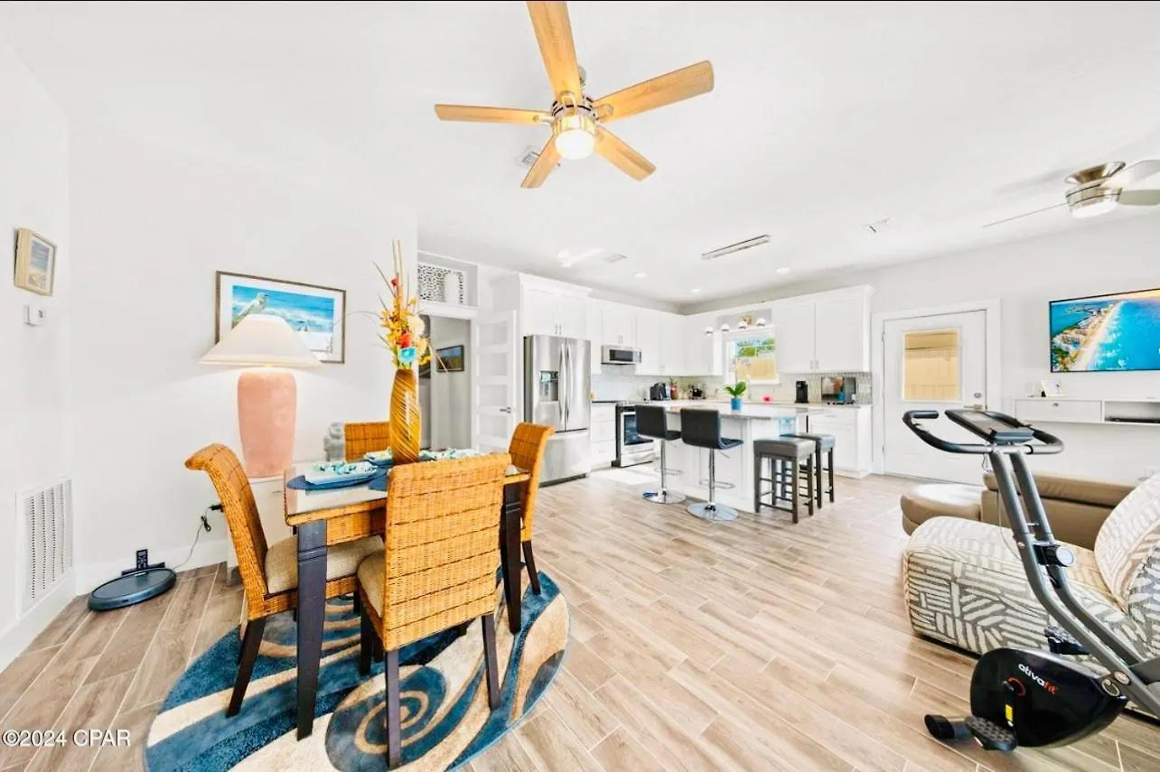 Pcb Beach Paradise, Steps To Sand, Sleeps 8 بنما سيتي بيتش بيت للعطل